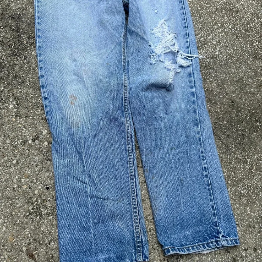 Vintage 80s Levi's 540 Light blue Distressed jeans Size 31x31